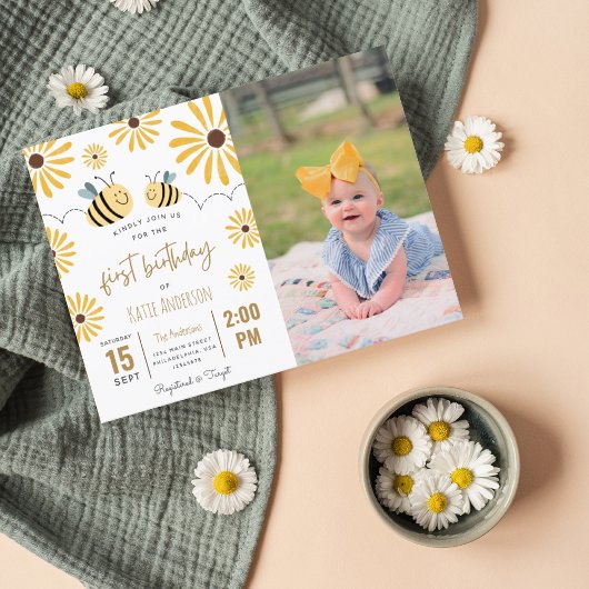 Foto van Cute Yellow Bee and Sunflower First Birth Uitnodiging Briefkaart