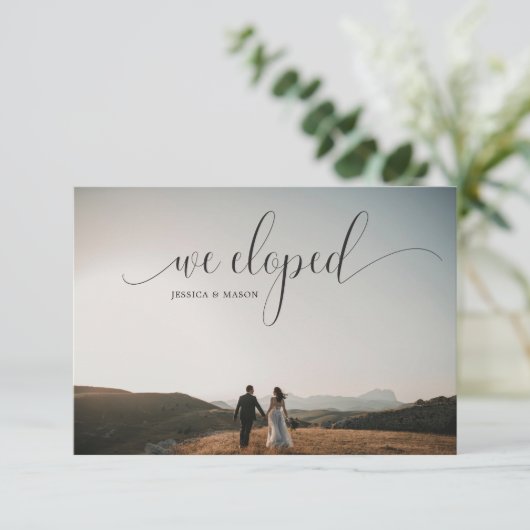 Foto van de aankondiging van het huwelijk (Staand voorkant)