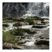 Foto van de basis van de waterval