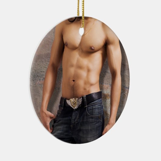 Foto van de bengele borst van man keramisch ornament (Rechts)