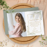 Foto van de eerste Heilige Communie Greenery Gold Bedankkaart<br><div class="desc">Goudhandtekening eerste heilige communiqué foto bedankt je kaart. Geef uw persoonlijke foto een persoonlijk tintje en dank u de boodschap die u in de kickergoudbrief geeft over dit moderne elegante ontwerp. Ontworpen door: Thisnotme©</div>