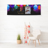 Foto van de eerste jaardag van de zwarte en gouden spandoek (Insitu)