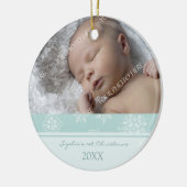 Foto van de eerste kerstversiering van de baby keramisch ornament (Links)