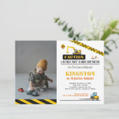 Foto van de Kinder bouw van Birthday houdt het ver Kaart (Staand voorkant)