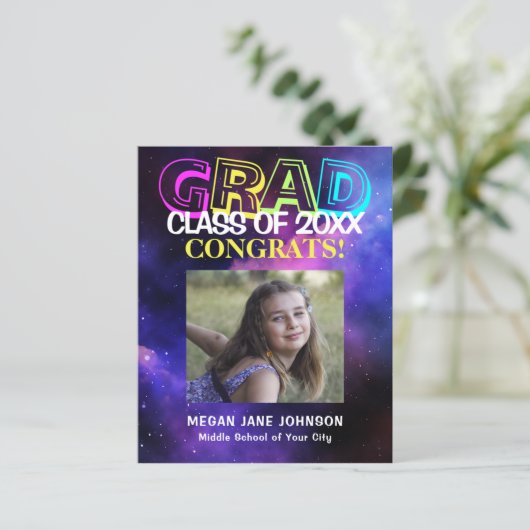 Foto van de middelbare school: aankondiging afstud (Staand voorkant)