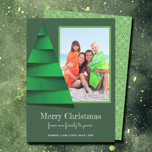 Foto van de moderne kerstboom feestdagenkaart