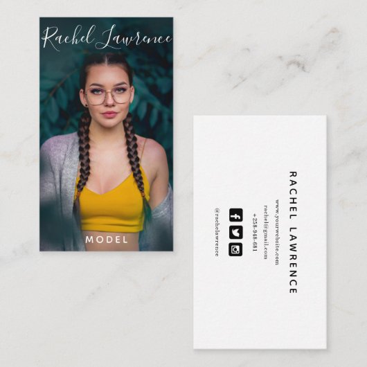 Foto van de moderne, minimalistische sociale media visitekaartje (Voorkant / Achterkant)