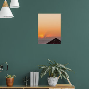 Foto van de ochtendzonsopgang boven het poster van