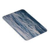 Foto van dichtbij van rimpels in zeewater magneet (Rechterzijde)