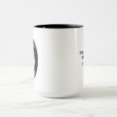 Foto van Dog Dad Hugging Labrador Retriever Mix Mok (Midden)