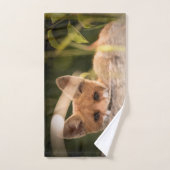 Foto van een Cute Little Oranje Fox Bad Handdoek (Handdoek)