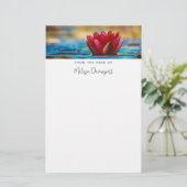 foto van een Lotus Flower in een Pond Briefpapier (Staand voorkant)