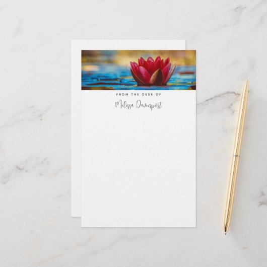 foto van een Lotus Flower in een Pond Briefpapier (Voorkant / Achterkant in situ)