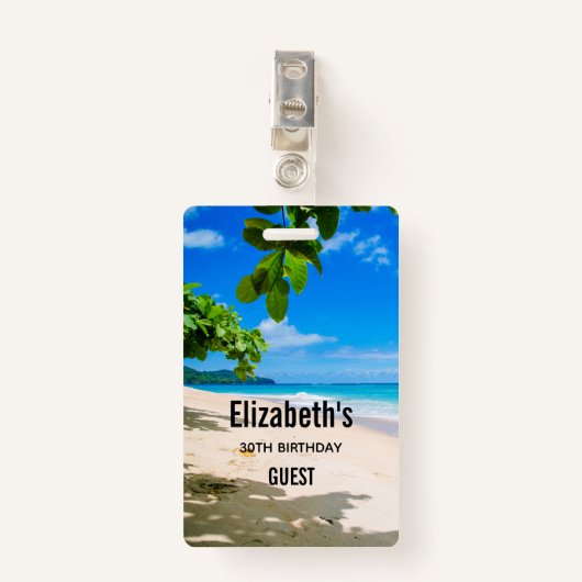 Foto van een mooie Sunny Tropical Beach Guest Badge (Voorkant met clip)