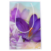 Foto van een  Paarse Lente Crocus Medium Cadeauzakje (Voorkant)