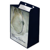 Foto van een prachtig wit paard in de winter medium cadeauzakje (Achterkant Gekanteld)