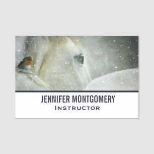 Foto van een White Horse and Bird in Winter Naamplaatje