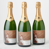 Foto van Elegant Script Wedding Foto Hartelijk dan Sparkling Wijnetiket (Flessen)