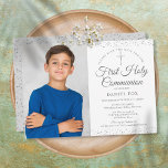 Foto van Elegant Silver, eerste Heilige Communie Save The Date<br><div class="desc">Een elegante Eerste Heilige Communie bespaart de date-uitnodiging met delicaat zilver zetmeel. Je kunt je personaliseren met je feestelijke details in de tekst van de kic Silver en een speciale foto. Ontworpen door: Thisnotme©</div>