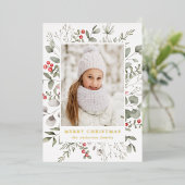 Foto van Elegant Winter Foliage en Holly Berries Folie Feestdagenkaart (Staand Voorkant)