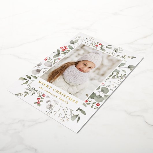 Foto van Elegant Winter Foliage en Holly Berries Folie Feestdagenkaart (Gedraaid)