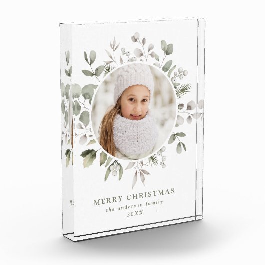 Foto van Elegant Winter Foliage en Snowberries (Links)