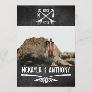 Foto van Engagement Party Monogram Crossed Arrows Kaart