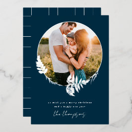 Foto van Fern Forest Wreath Merry Kerstzilver Folie Feestdagenkaart