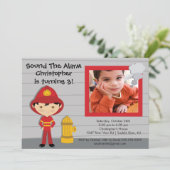 Foto van Fireman Boy Firetruck Birthday Party Kaart (Staand voorkant)