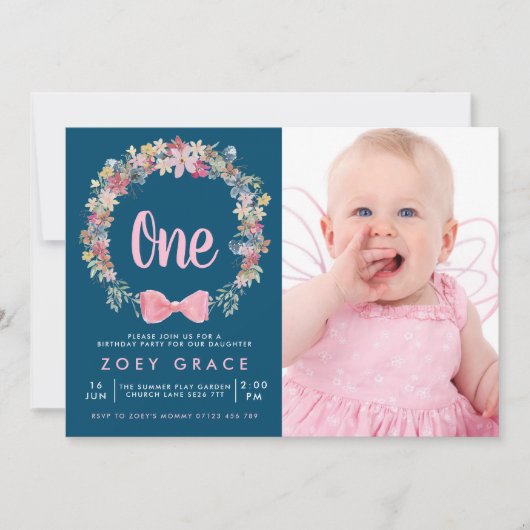 Foto van Floral Wreath & Bow Girl's 1e verjaardag Kaart (Voorkant)