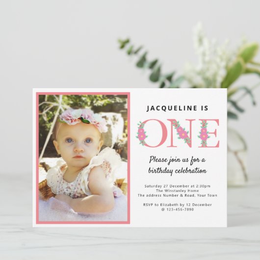 Foto van Girls 1st Birthday Kaart (Staand voorkant)