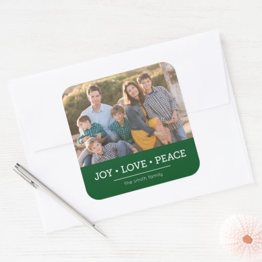 Foto van Green Minimalist Joy Love Peace Holiday Vierkante Sticker (Envelop)
