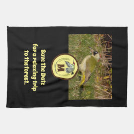 Foto van Green Woodpecker Flying Monogram Theedoek