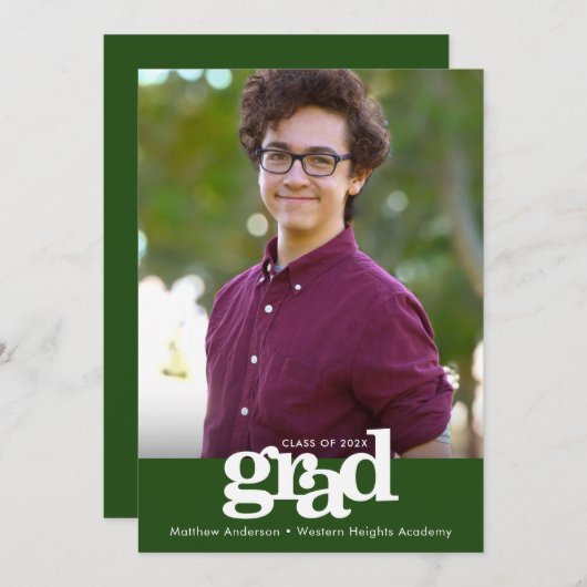 Foto van het groene afstuderen moderne vetgedrukte aankondiging (Voorkant / Achterkant)