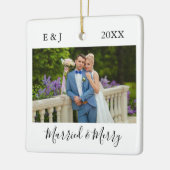 Foto van het huwelijk en van het kruis keramisch ornament (Links)