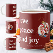 Foto van het kerstgezin Love Peace Joy Holiday Kaa Koffiemok