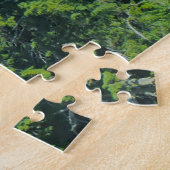 Foto van het meer blauw water en Evergreen Trees Legpuzzel (Zijkant)