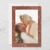 Foto van het minimalistische Wit en Terracotta Boh Kaart (Achterkant)