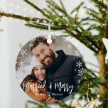 foto van het snowflakes-paar voor kerst en smakeli metalen ornament<br><div class="desc">elegant stijlvol en vrolijk kerstsnowflakes stellen foto's Metal Ornament aan twee zijden,  op de achterkant foto met sneeuwvlokken deco. foto van freepik.com</div>