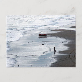 Foto van het zee dat aan land komt bij schemering  briefkaart