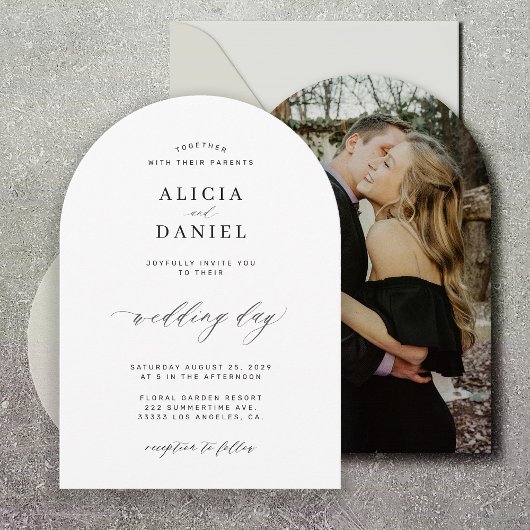 Foto van het zwarte en witte script minimalistisch kaart