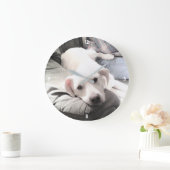 Foto van hond die naast zijn beste vriend Blue zit Grote Klok (Huis)