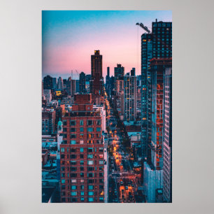 FOTO VAN HOOGSE GEBOUWEN MET BLAUW EN PINK SK POSTER