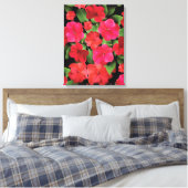 Foto van Impatiens Flowers Canvas Afdruk (Insitu (Slaapkamer))