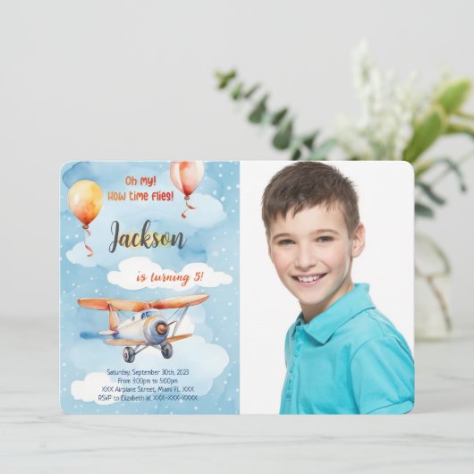 Foto van jongensvliegtuig verjaardagsfeestje kaart (Staand voorkant)