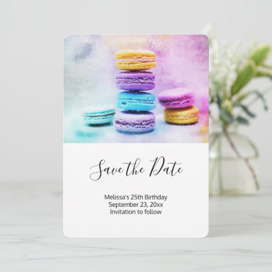 Foto van kleurrijke Macarons Save The Date (Staand voorkant)