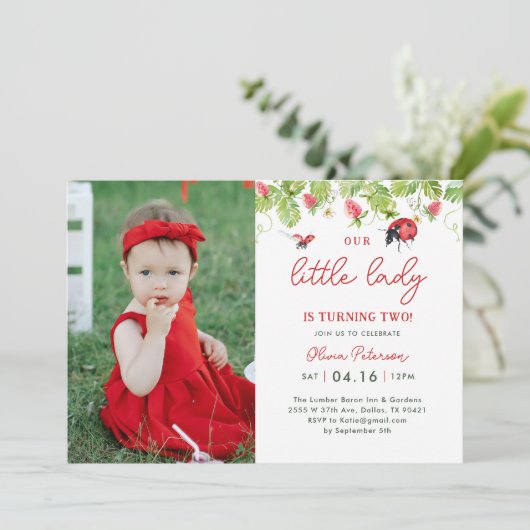 Foto van Little Ladybug Girl Birthday Kaart (Staand voorkant)
