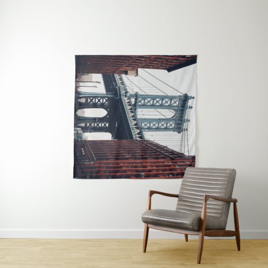 FOTO VAN MANHATTAN BRIDGE TIJDENS DAG WANDKLEED (In Situ (horizontaal))