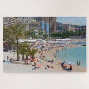 Foto van mensen op het strand in Monte Carlo Legpuzzel