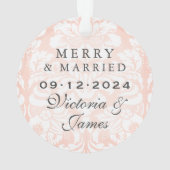 Foto van Merry and Married Blush Damask Wedding Ornament (achterkant)